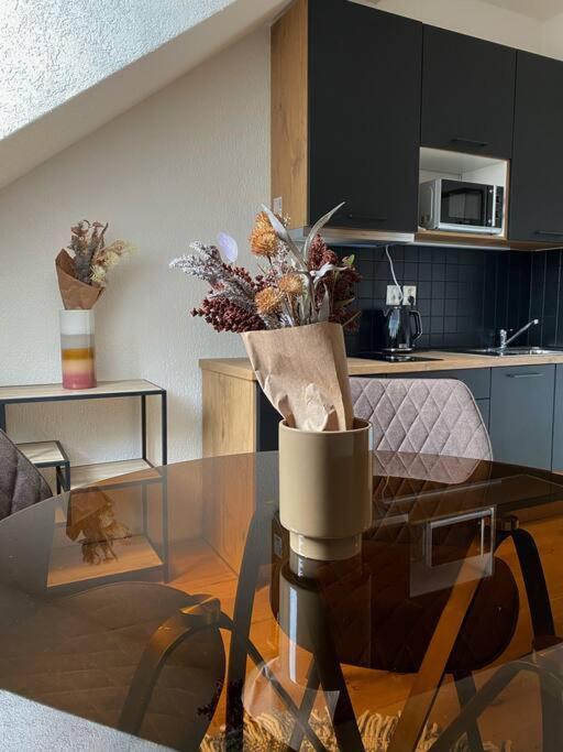 Cozy And Warm Apartment In The Heart Of Karlsbad Luaran gambar